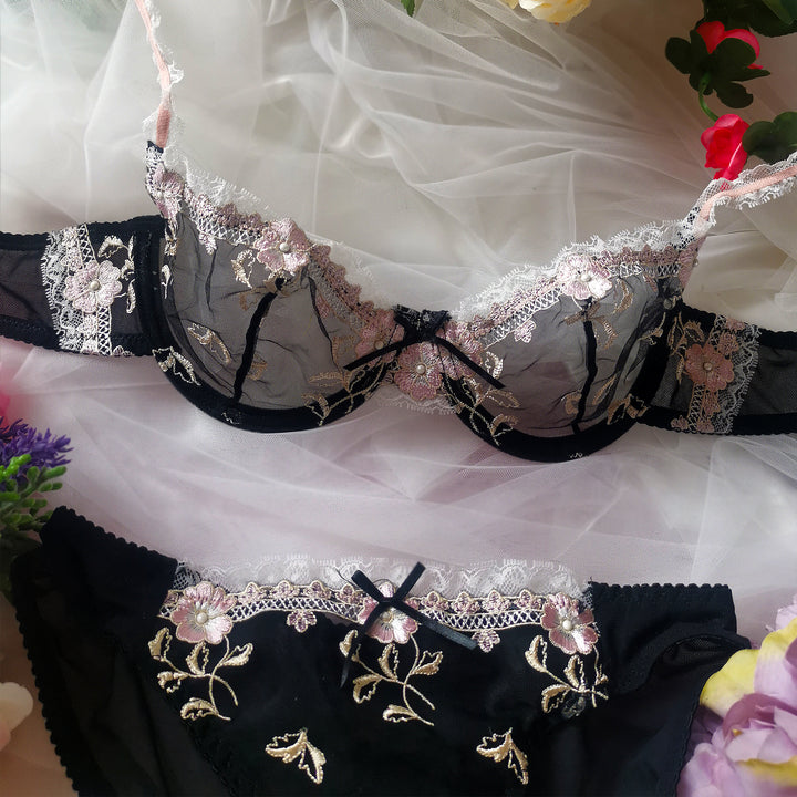 Aria Lace Lingerie Set - Black