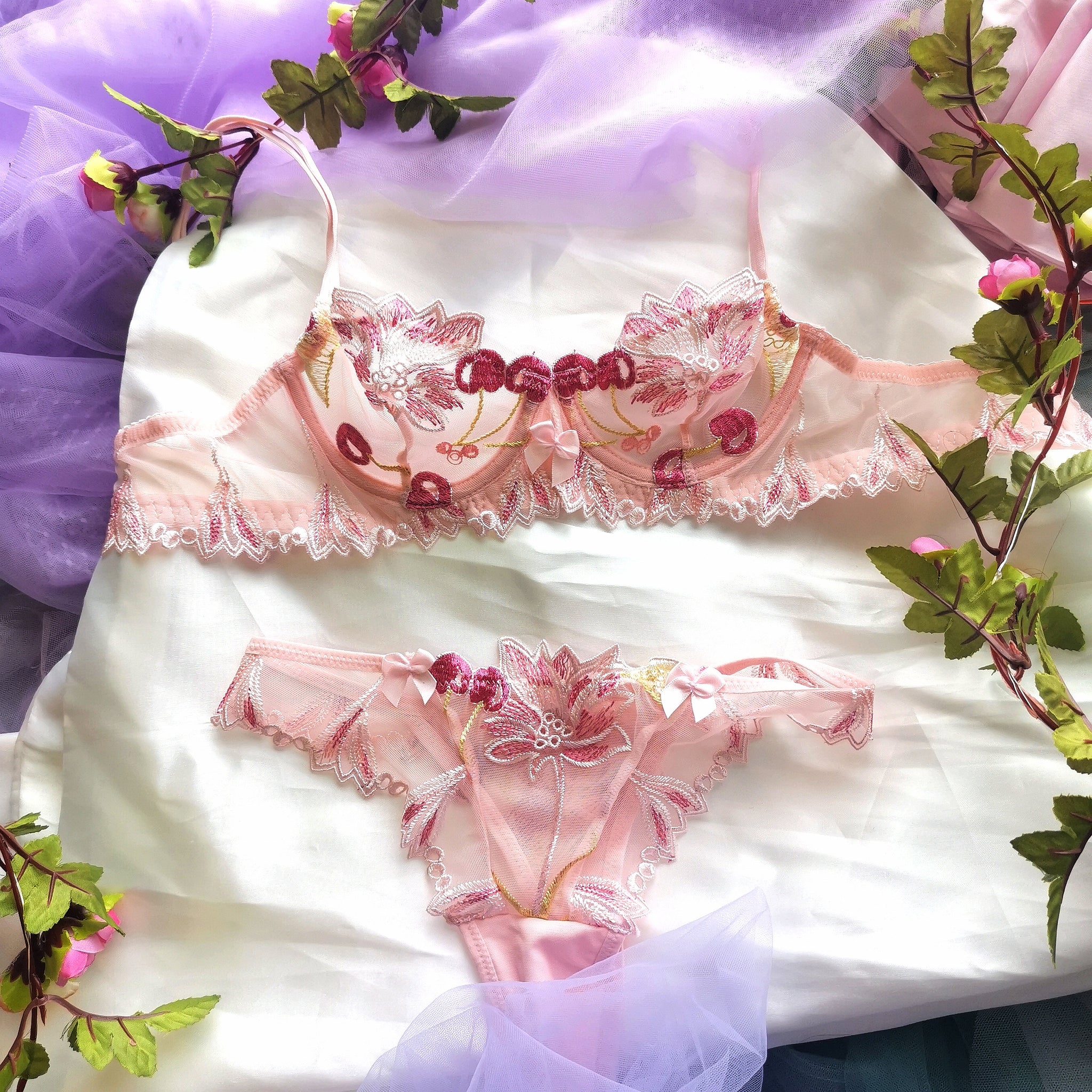 Ari Spitzen-Dessous-Set - Rosa