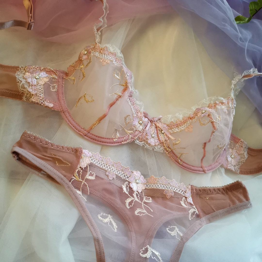 Aria Thong Lingerie Set - Pink